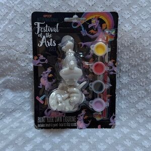 Epcot International Festival of the Arts 2023 paint your own figurine set Goofy